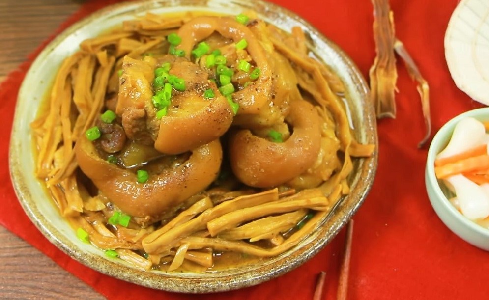 MĂng hầm 